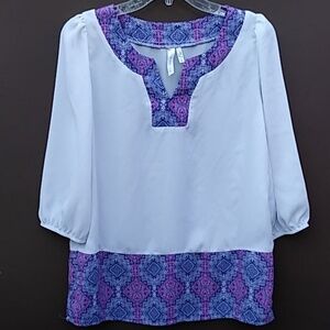 Love Zoe Split-Neck 3/4 Sleeve Blouse Sz S